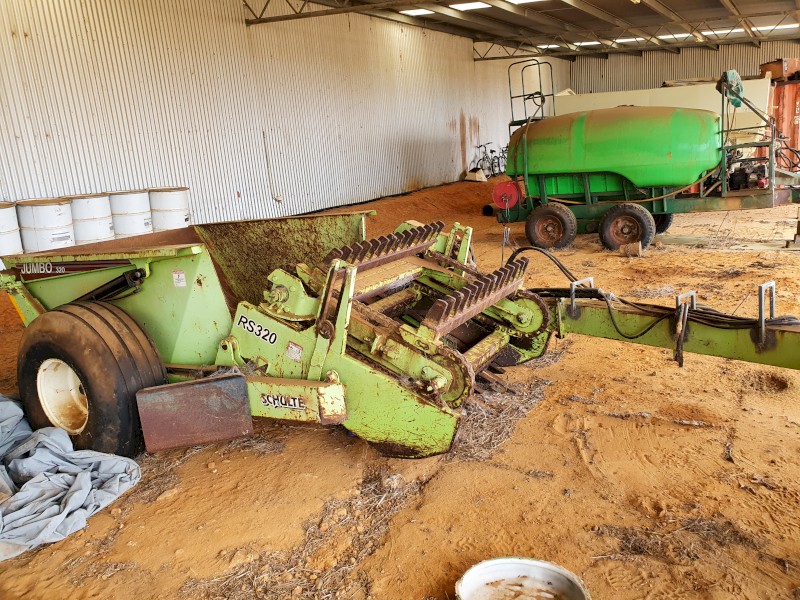Schulte RS320 Jumbo Rock Picker