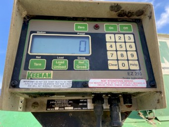 1996 Keenan Easi-Feeder 140 Feed Mixer with Scales