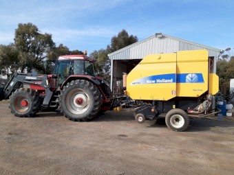 New Holland BR750A round baler
