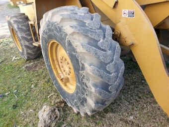 TCM 830-2 Front End Loader