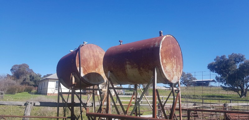 Fuel Tanks 1,100L