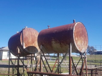 Fuel Tanks 1,100L