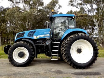 2015 NEW HOLLAND T8.390 Genesis Edition 390hp Agricultural Farm Tractor