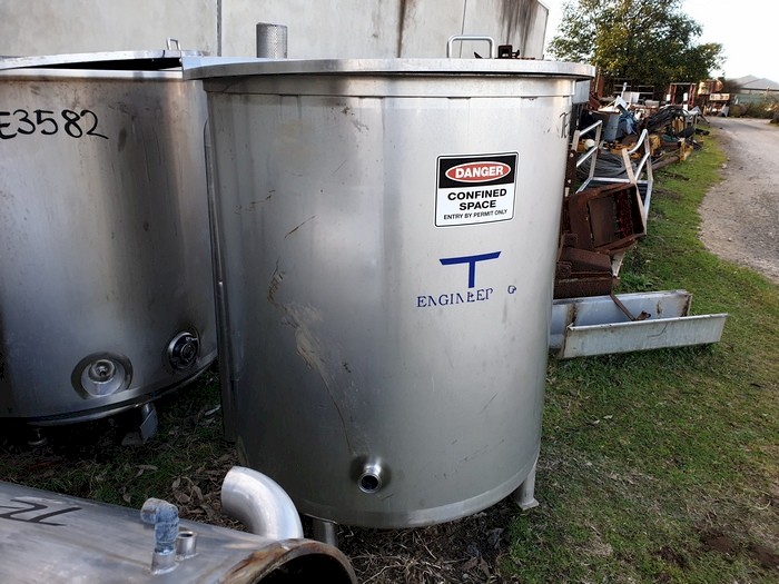 Stainless Steel Vat with lid - 1200Litre