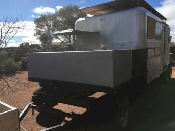 1985 Ropa Industrial caravan