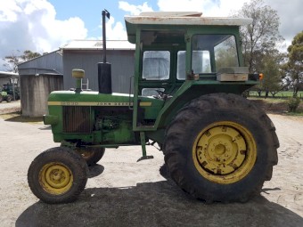 John Deere 2030 Tractor