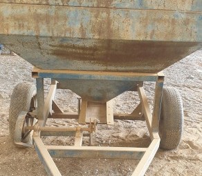 Grain Feeder
