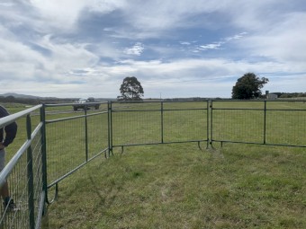 Stock panels 