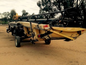 Case 1688 & 30 ft Honey Bee Draper Front