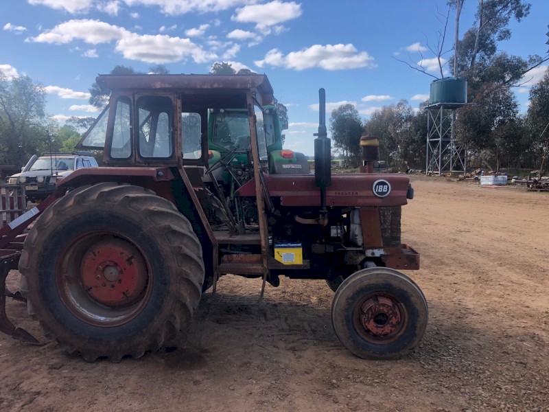 Massey Ferguson 188 Tractor