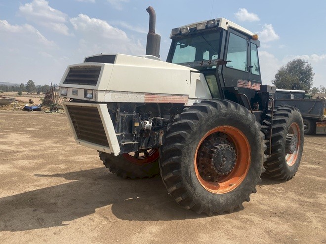 Case 4894 Tractor 300hp with Linkage 4x4