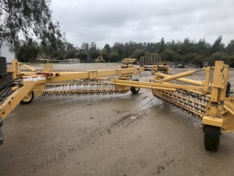 Vermeer R2800 Twin Hydraulic Hay Rake