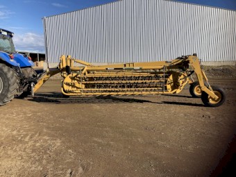 Vermeer R2800 Twin Hydraulic Hay Rake