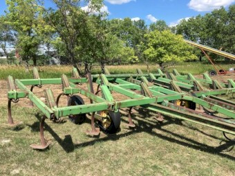 Wanted: Chisel plough
