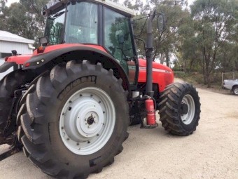 Massey Fergusson MF 8240 Tractor 