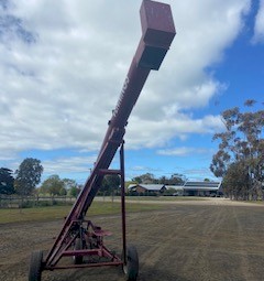 2009 Vennings auger