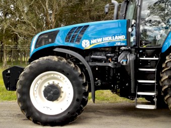 2015 NEW HOLLAND T8.390 Genesis Edition 390hp Agricultural Farm Tractor