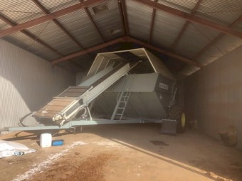 Tecfarm chaff cart