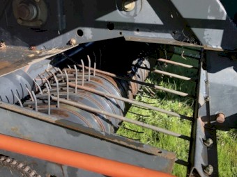 Case 527 Baler (Only 5967 bales)