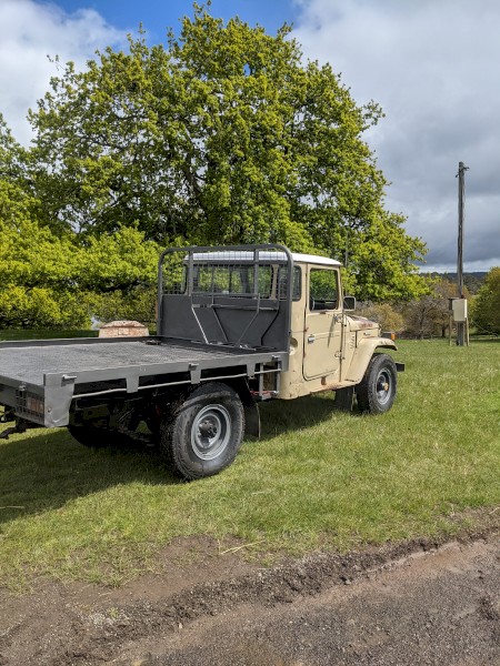 WANTED LANDCRUISER 1950-1990