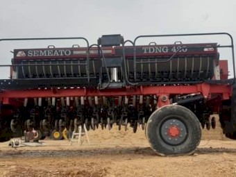 2014 Semeato TDNG 420 Disc Seeder