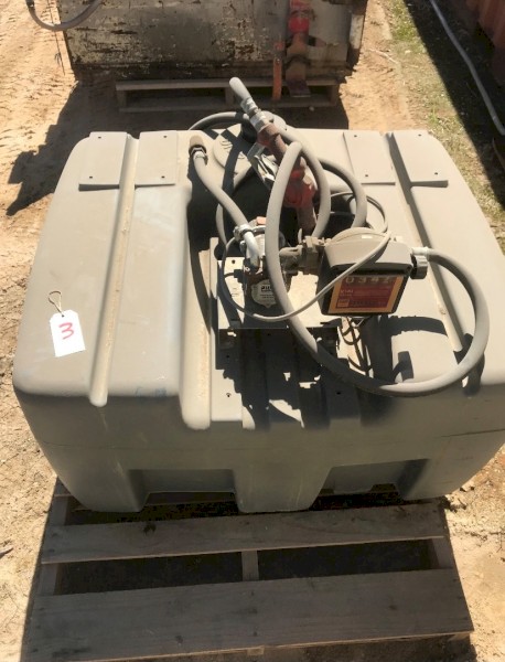 Silvan - Portable Plastic Diesel Tank with Pump & Flow Meter