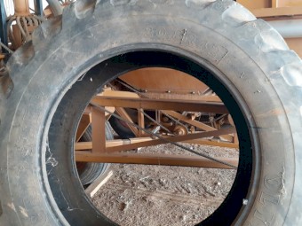 Tyres  20.8R 42