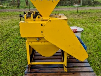 Electric Twin Roller Mill