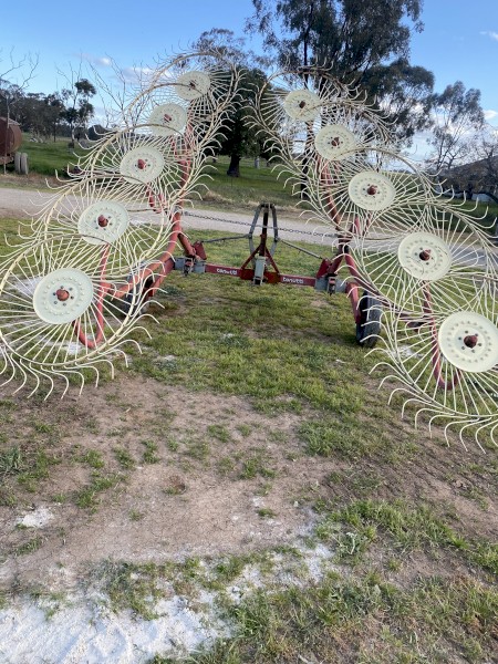 Hay rake