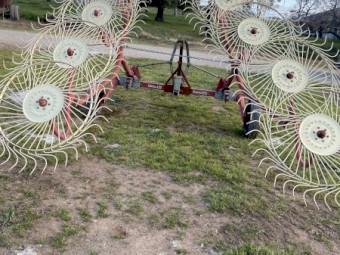 Hay rake