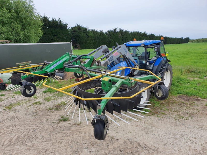 Agronic WR 600 Front Mount Rake