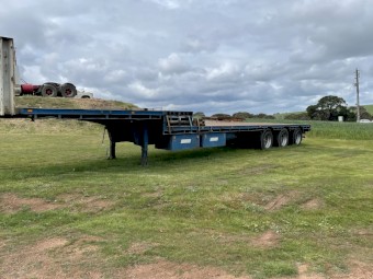 45ft Barker Tri Axle Drop deck