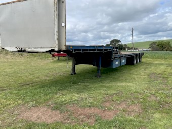 45ft Barker Tri Axle Drop deck