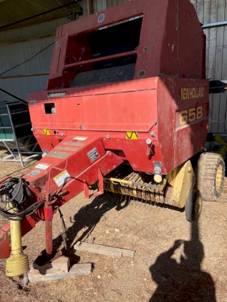 658 Model New Holland Hay Baler