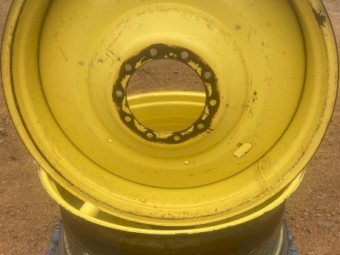 John Deere 42” rims with centre’s