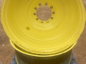 John Deere 42” rims with centre’s
