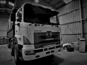 8x4 Hino 700 Grain / Sileage 410HP 
