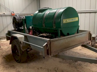 Gold Acres 400L Spray Trailer