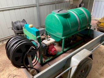 Gold Acres 400L Spray Trailer