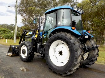 2013 New Holland TD95D 4x4 90hp Agricultural Farm Tractor