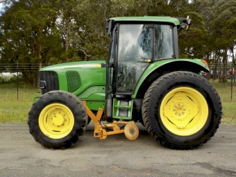 John Deere 6120 4x4 Agricultural Farm Tractor