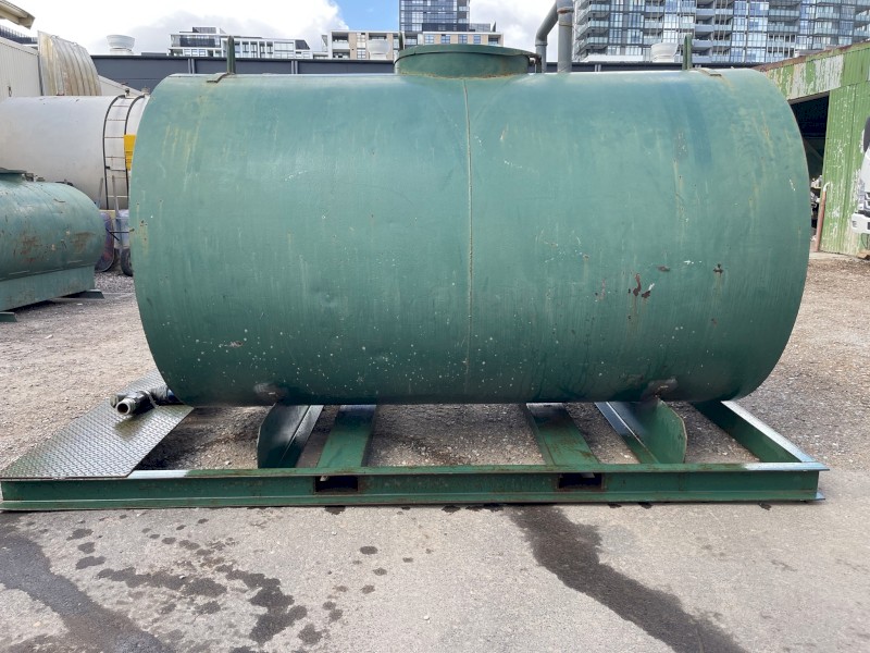 Water Cartage Tank Approx 4,500 litres