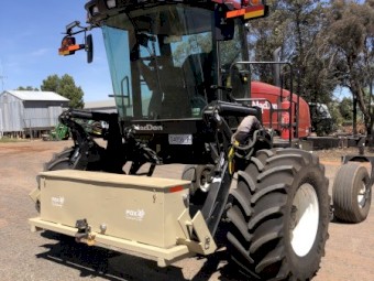 M205 Macdon Windrower 