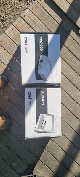 CNH Trimble XCN-1050 and Nav 900