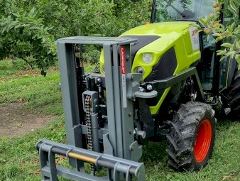 Tractor Mounted 'Landquip' Forklift (Formally owned by 'Hustler')