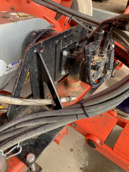 Dunstan Mother Bin Hydraulic Drive
