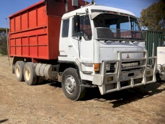 Mitsubishi Tipper