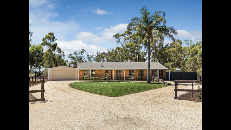 EOI or sold prior to F.P Nevins Rochester by 5pm,18/01/2022