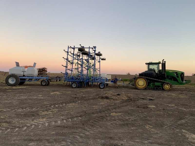 2000 Gason air seeder bar