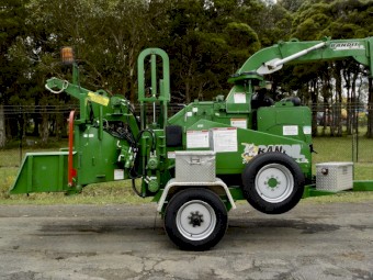 2013 Bandit 1390 XP Intimidator 15" Commercial Wood Chipper